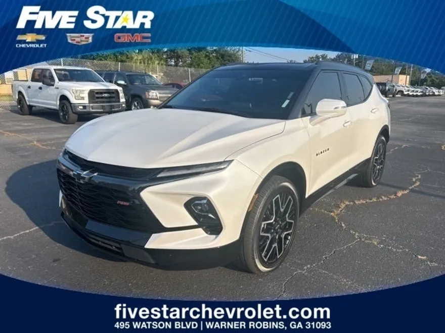 2023 Chevrolet Blazer RS photo 1