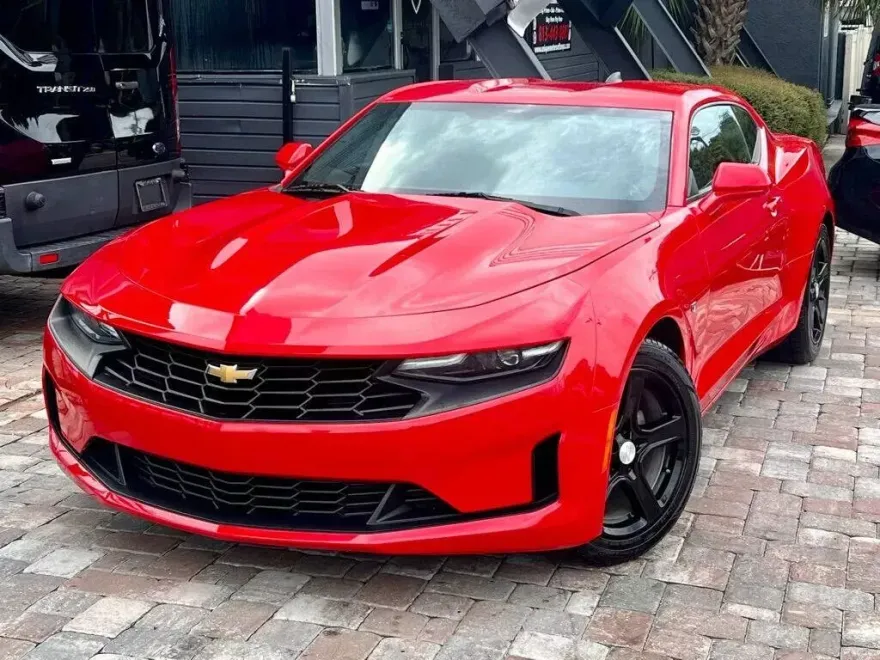 2021 Chevrolet Camaro Coupe photo 1