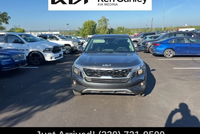 2023 Kia Seltos S Nightfall Edition photo 1