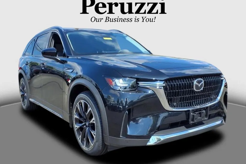 2024 Mazda CX-90 Premium photo 1