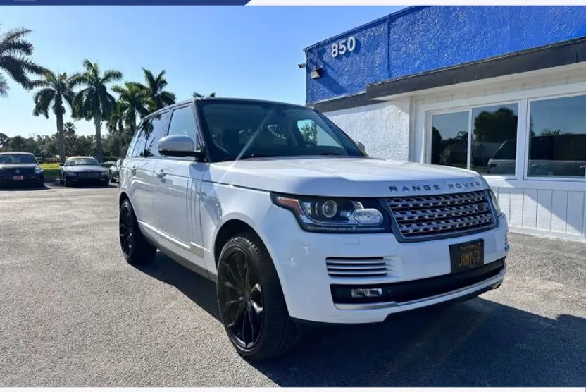 2014 Land Rover Range Rover SuperCharged photo 1