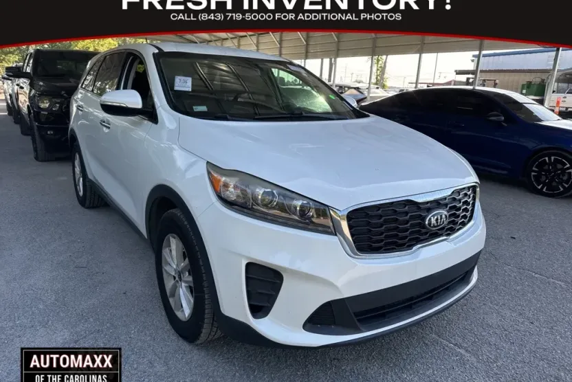 2019 Kia Sorento LX photo 1
