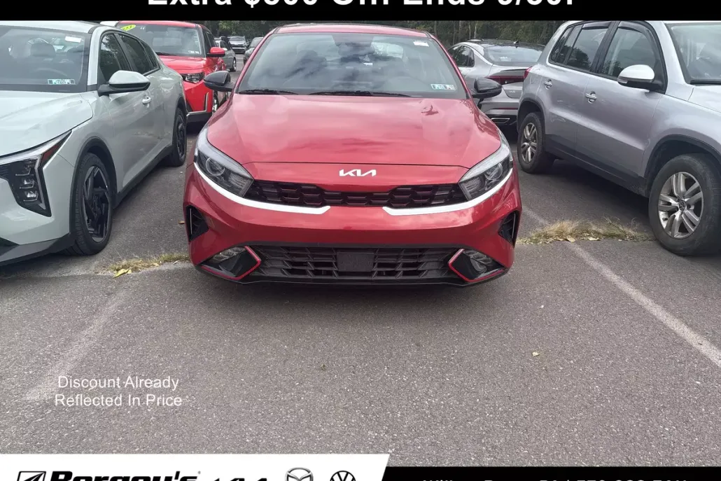 2024 Kia Forte GT-Line photo 1