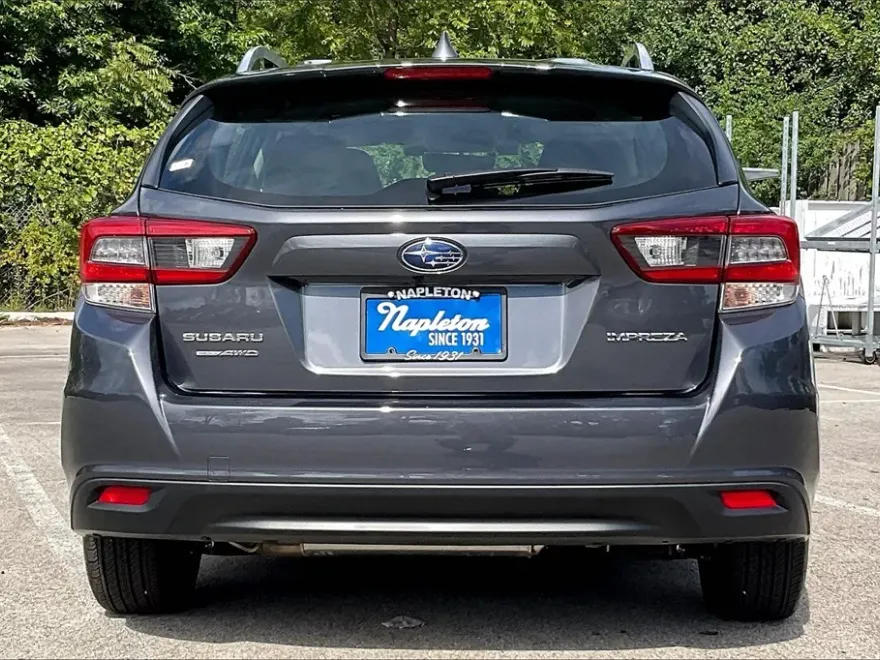 2023 Subaru Impreza Premium photo 1