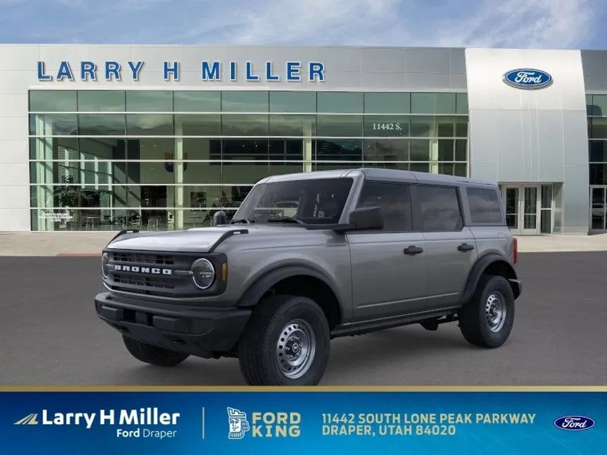 2025 Ford Bronco Base photo 1