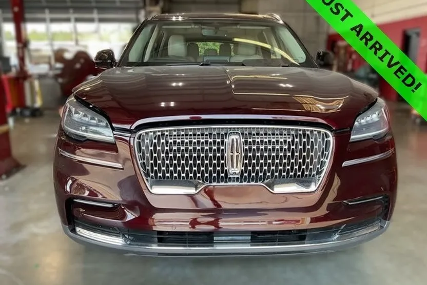 2022 Lincoln Aviator Reserve photo 1
