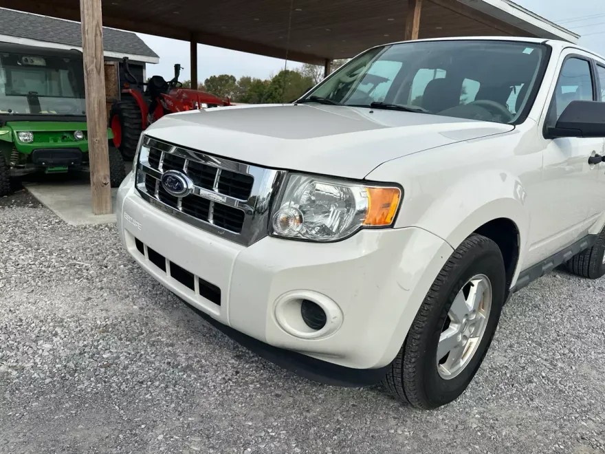 2012 Ford Escape XLS photo 1