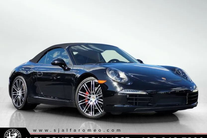 2015 Porsche 911 S photo 1