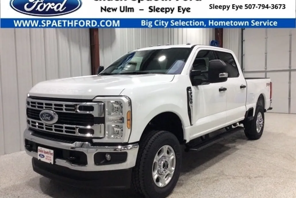 2025 Ford F-350 photo 1