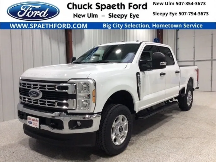 2025 Ford F-350 photo 1