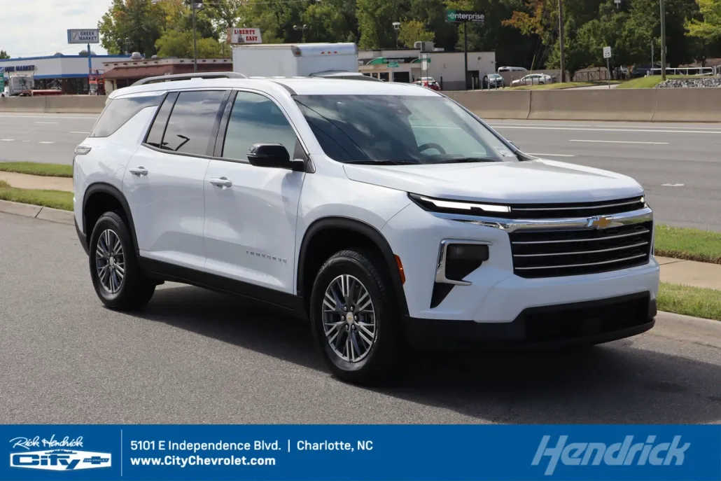 2026 Chevrolet Traverse photo 1