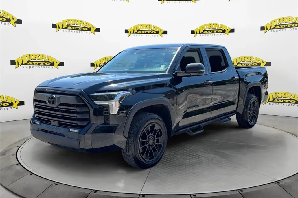 2022 Toyota Tundra SR5 photo 1