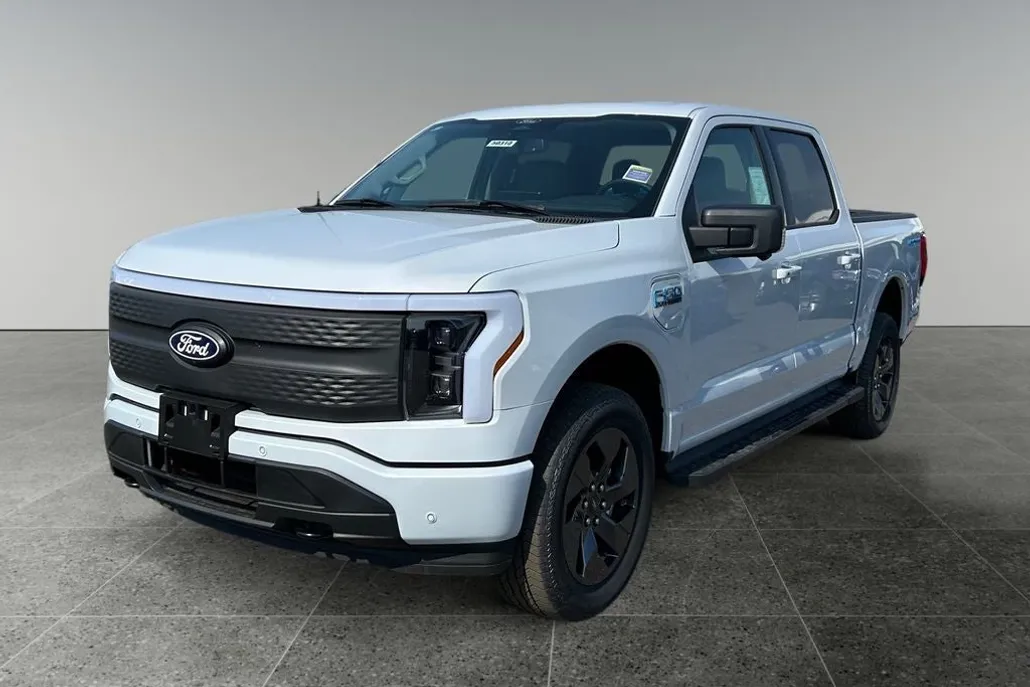 2025 Ford F-150 Lightning photo 1