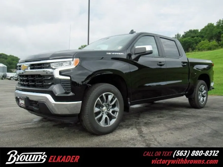 2026 Chevrolet Silverado 1500 LT photo 1