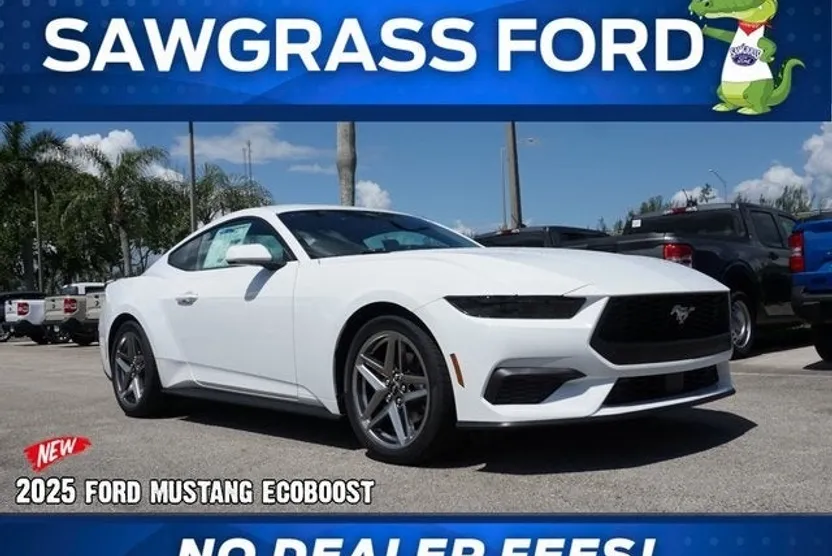 2025 Ford Mustang EcoBoost photo 1