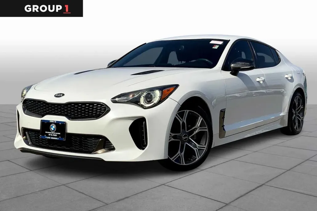 2020 Kia Stinger GT-Line photo 1