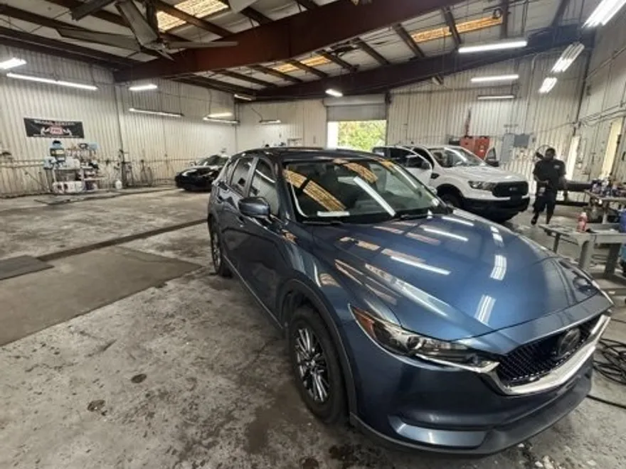 2020 Mazda CX-5 Touring photo 1