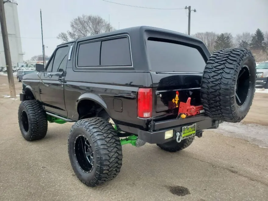 1989 Ford Bronco photo 1