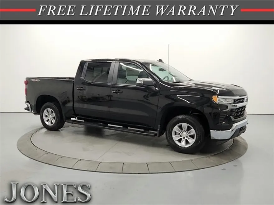 2026 Chevrolet Silverado 1500 LT photo 1