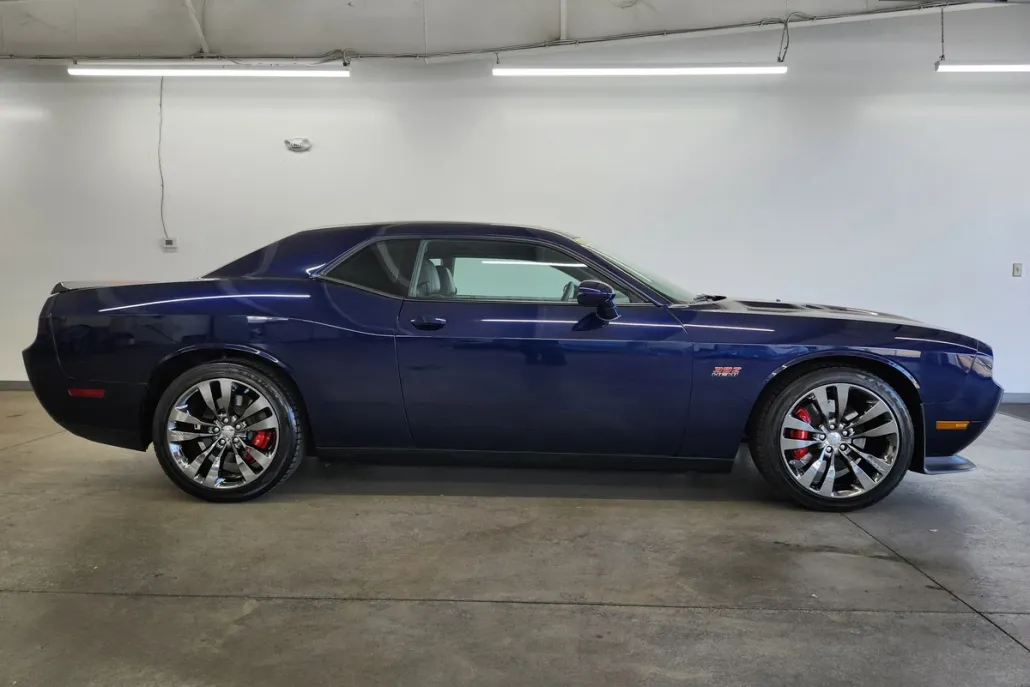 2013 Dodge Challenger SRT8 photo 1