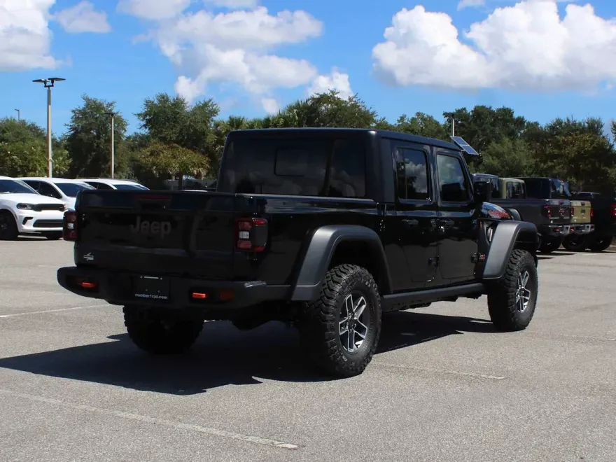 2025 Jeep Gladiator Mojave photo 1
