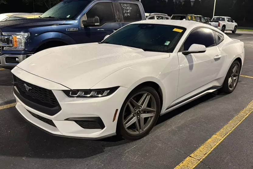 2024 Ford Mustang EcoBoost Premium photo 1