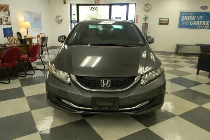 2013 Honda Civic LX photo 1