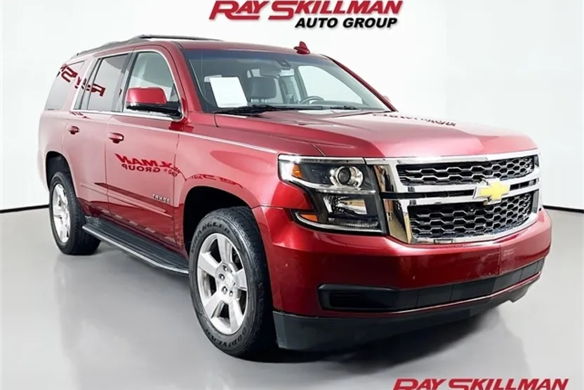 2017 Chevrolet Tahoe LS photo 1