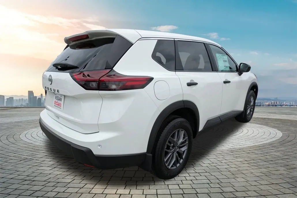 2026 Nissan Rogue S photo 1