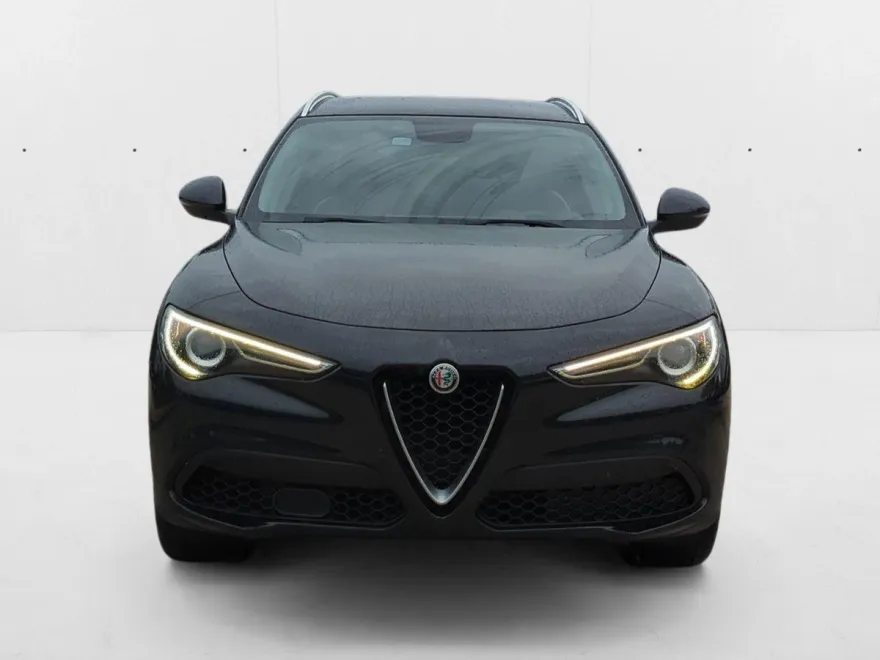 2018 Alfa Romeo Stelvio STELVIO Q4 photo 1
