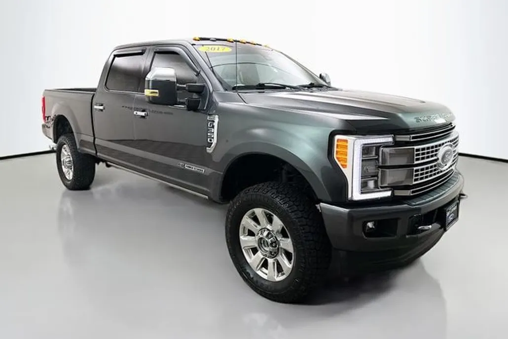 2017 Ford F-350 Platinum photo 1