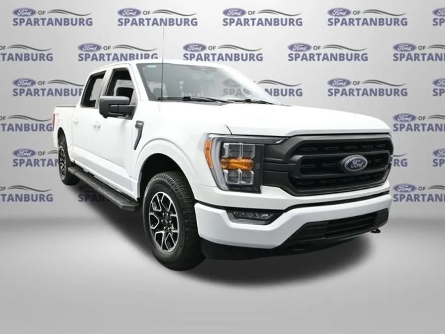 2023 Ford F-150 XLT photo 1