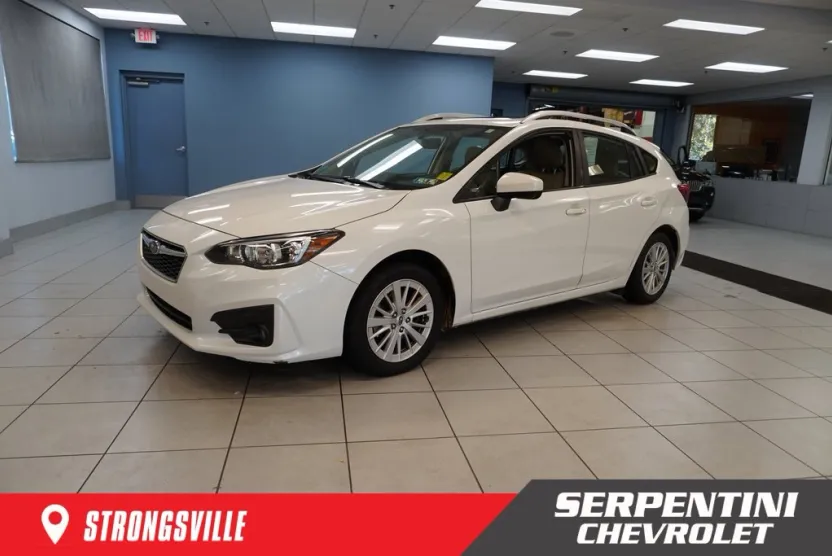 2018 Subaru Impreza 2.0i Premium photo 1