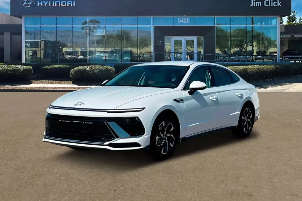 2025 Hyundai Sonata SEL photo 1