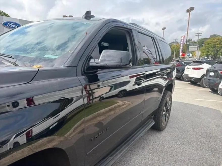 2020 Chevrolet Tahoe Premier photo 1
