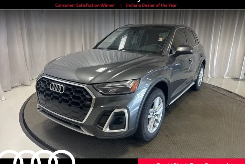 2022 Audi Q5 45 S line Premium photo 1