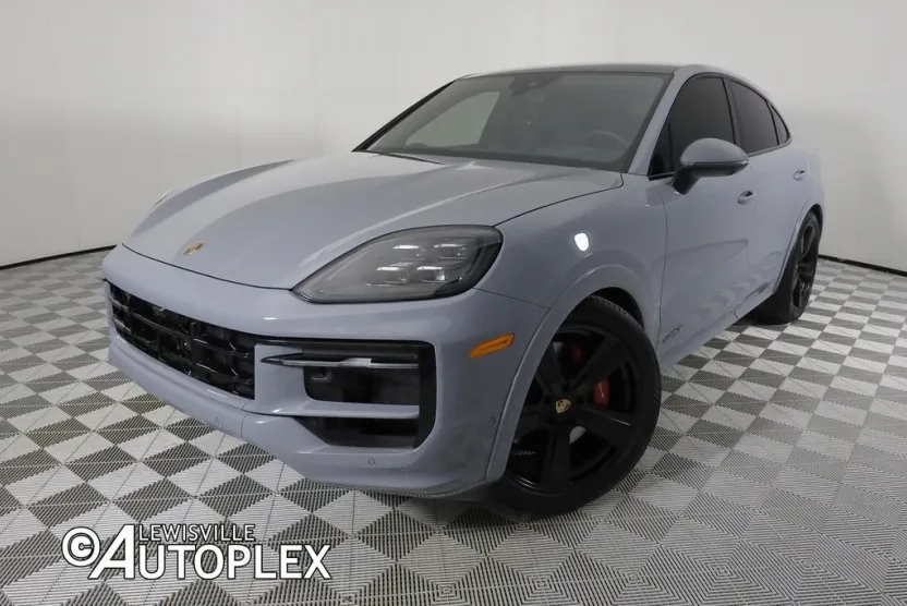 2025 Porsche Cayenne Coupe GTS photo 1