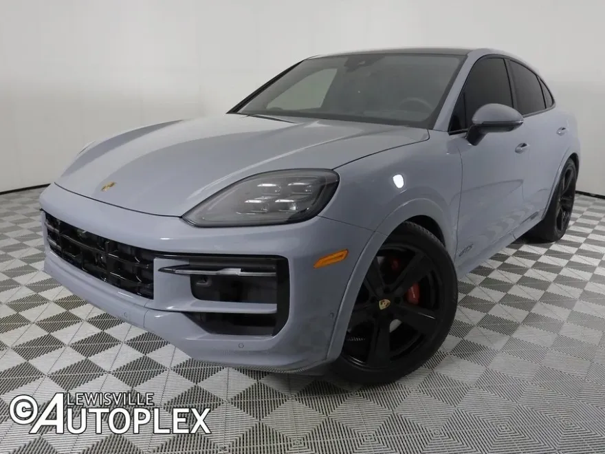 2025 Porsche Cayenne Coupe GTS photo 1