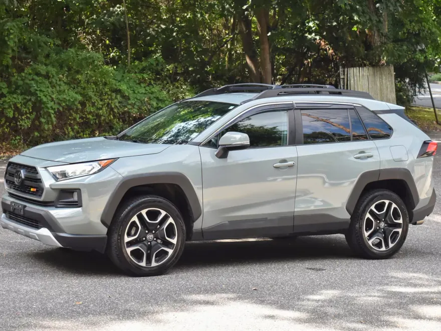 2021 Toyota RAV4 Adventure photo 1