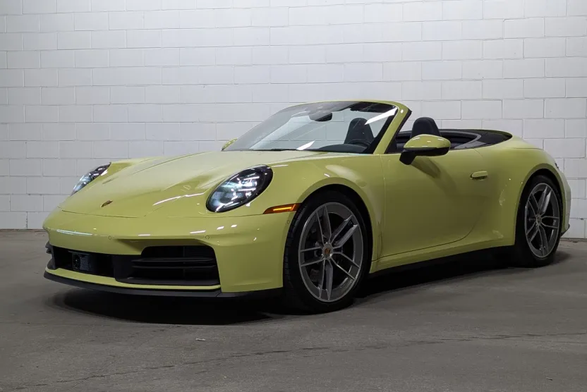 2025 Porsche 911 photo 1