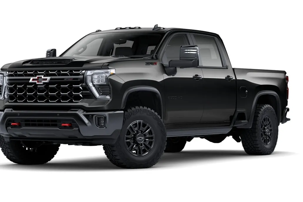 2025 Chevrolet Silverado 2500HD ZR2 photo 1