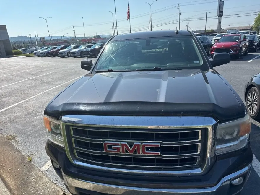 2015 Gmc Sierra 1500 SLE photo 1