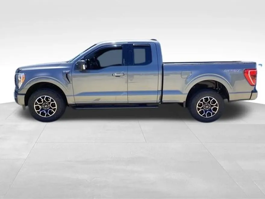 2022 Ford F-150 XLT photo 1