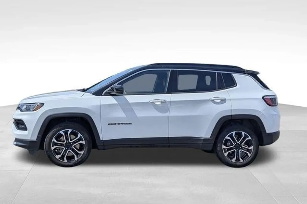 2023 Jeep Compass Limited photo 1