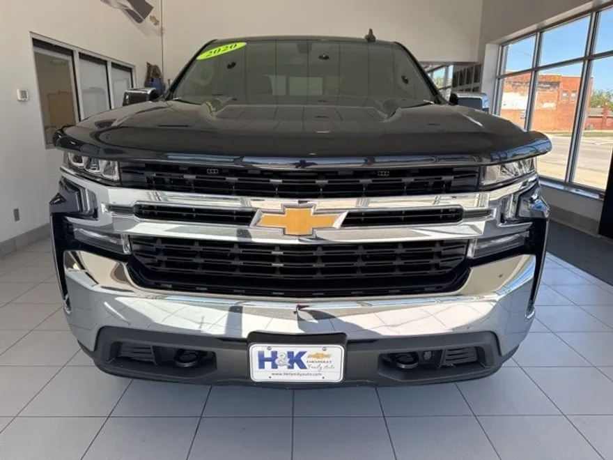 2020 Chevrolet Silverado 1500 LT photo 1