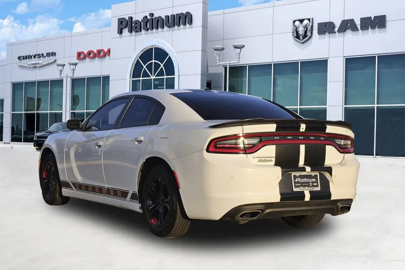 2021 Dodge Charger SXT photo 1