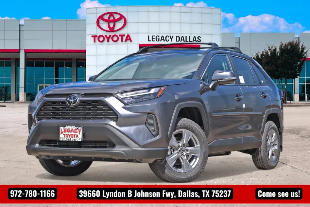 2025 Toyota RAV4 Hybrid XLE photo 1
