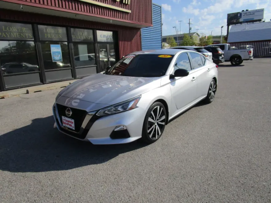 2020 Nissan Altima 2.5 SR photo 1