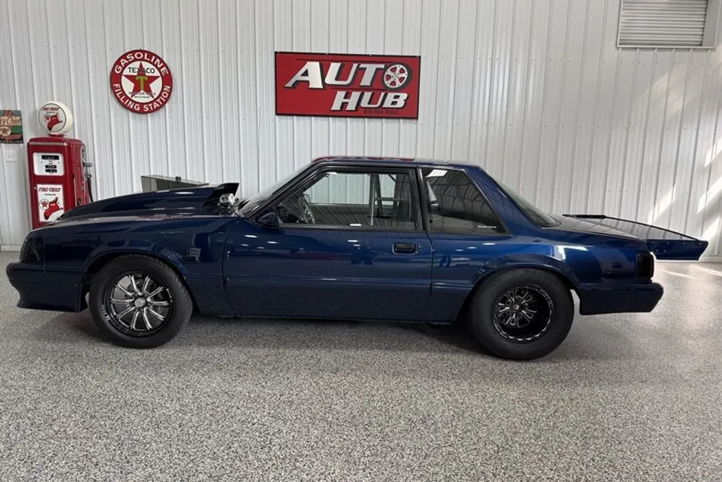 1991 Ford Mustang LX photo 1