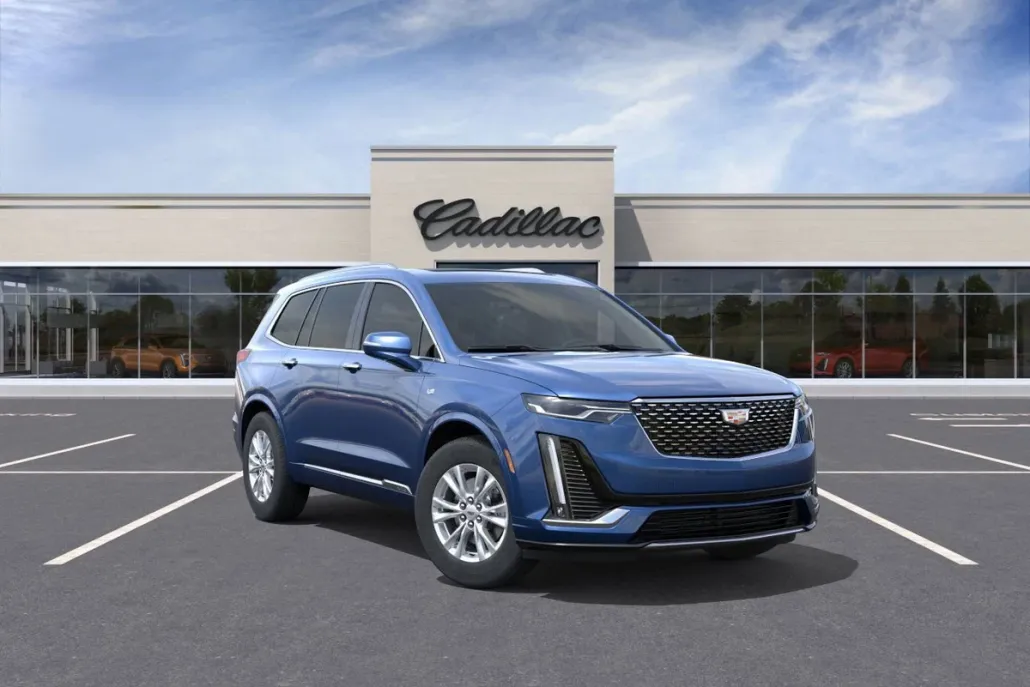 2025 Cadillac XT6 Luxury photo 1